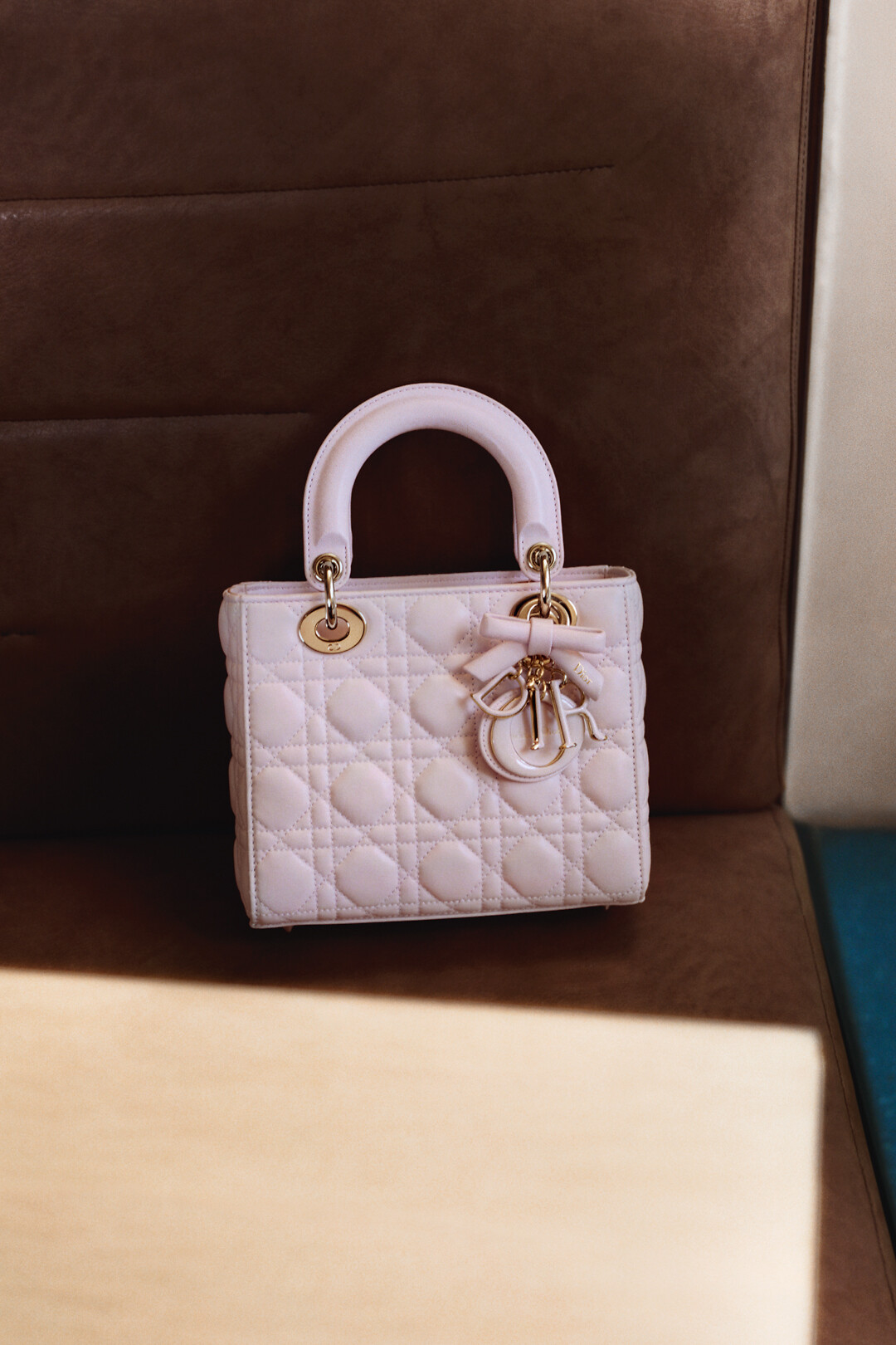 DIOR | ハンドバッグ|ウィメンズバッグ｜ディオール公式オンライン
