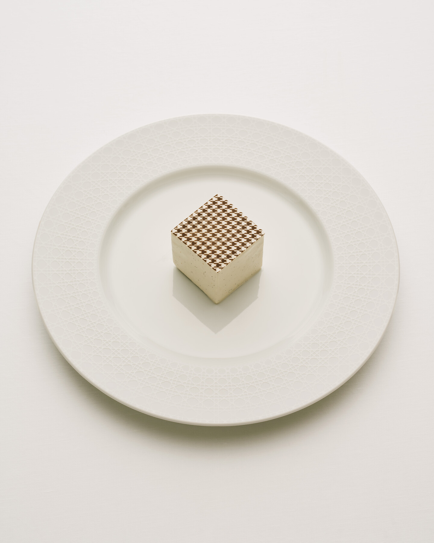 DIOR | monsieur-dior-osaka-restaurant - Boutique - Fashion