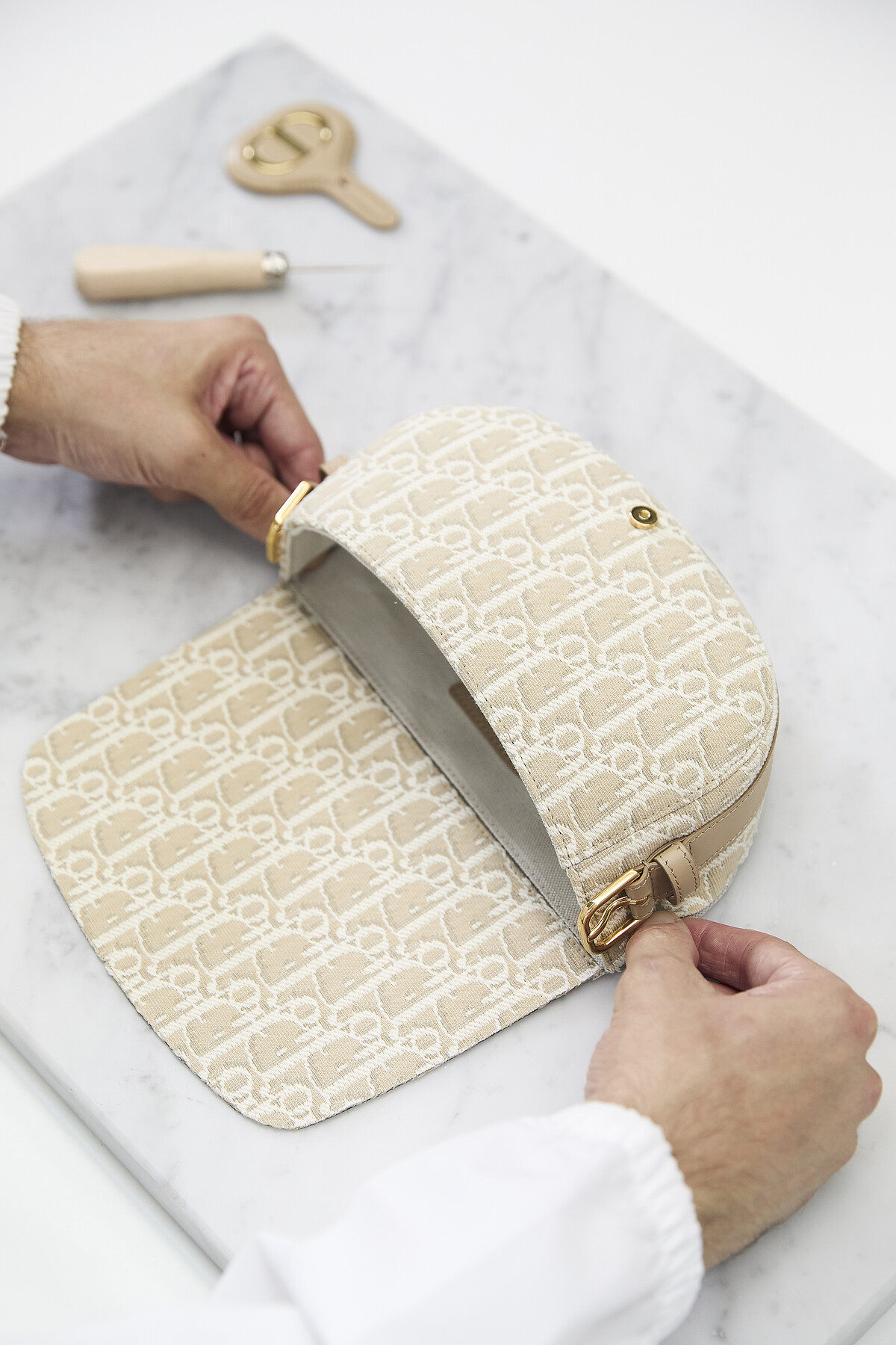 The Dior Bobby East-West Bag - news-savoir-faire - Fashion