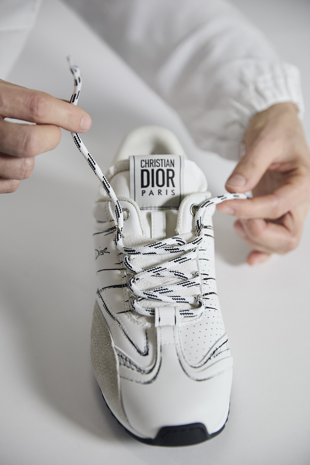 DIOR | 「D-スケッチ」スニーカー - news-savoir-faire
